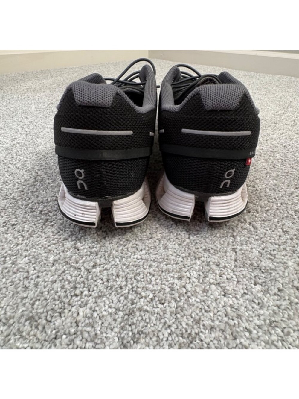On Running Cloud Womens Black Athletic Shoes Size 8 US CloudTec Lightweight Mesh - Picture 5 of 9